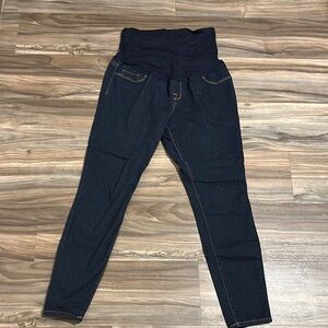 Liz L’ange maternity dark denim jeggings size medium
